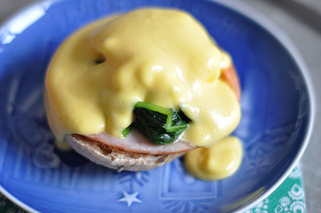 Eggs Benedict How to Make an Amazing Eggs Benedict Recipe: The Ultimate Guide