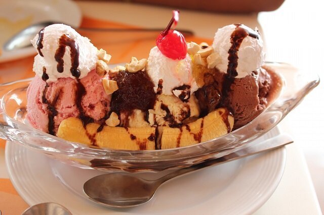 banana split recipe | how to make a banana split