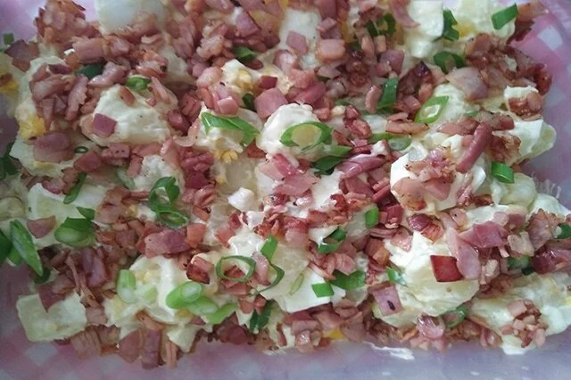 Potato salad with bacon and spring onions | Easy potato salad recipe with mayo | Potato salad with bacon