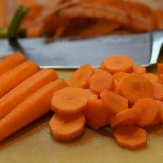 Chop 3 How to chop vegetables with a knife