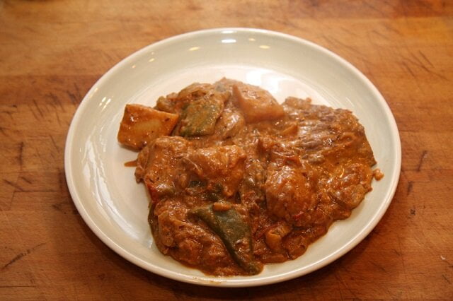 Old Fashioned Braised Steak and Onions