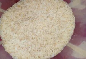 uncooked white rice