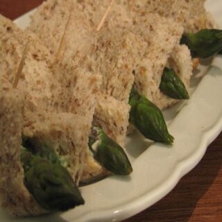 Traditional Asparagus Rolls