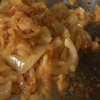 How to caramelise onions