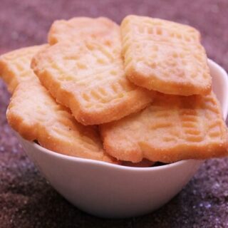 Traditional cheese biscuit recipe